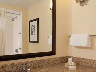 Hilton Garden Inn Orlando Airport 3*,